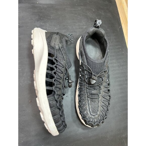 Keen Womens UNEEK Black Sneaker Sandal Size 8 With Eco Anti-Odor Footbed - Picture 10 of 10